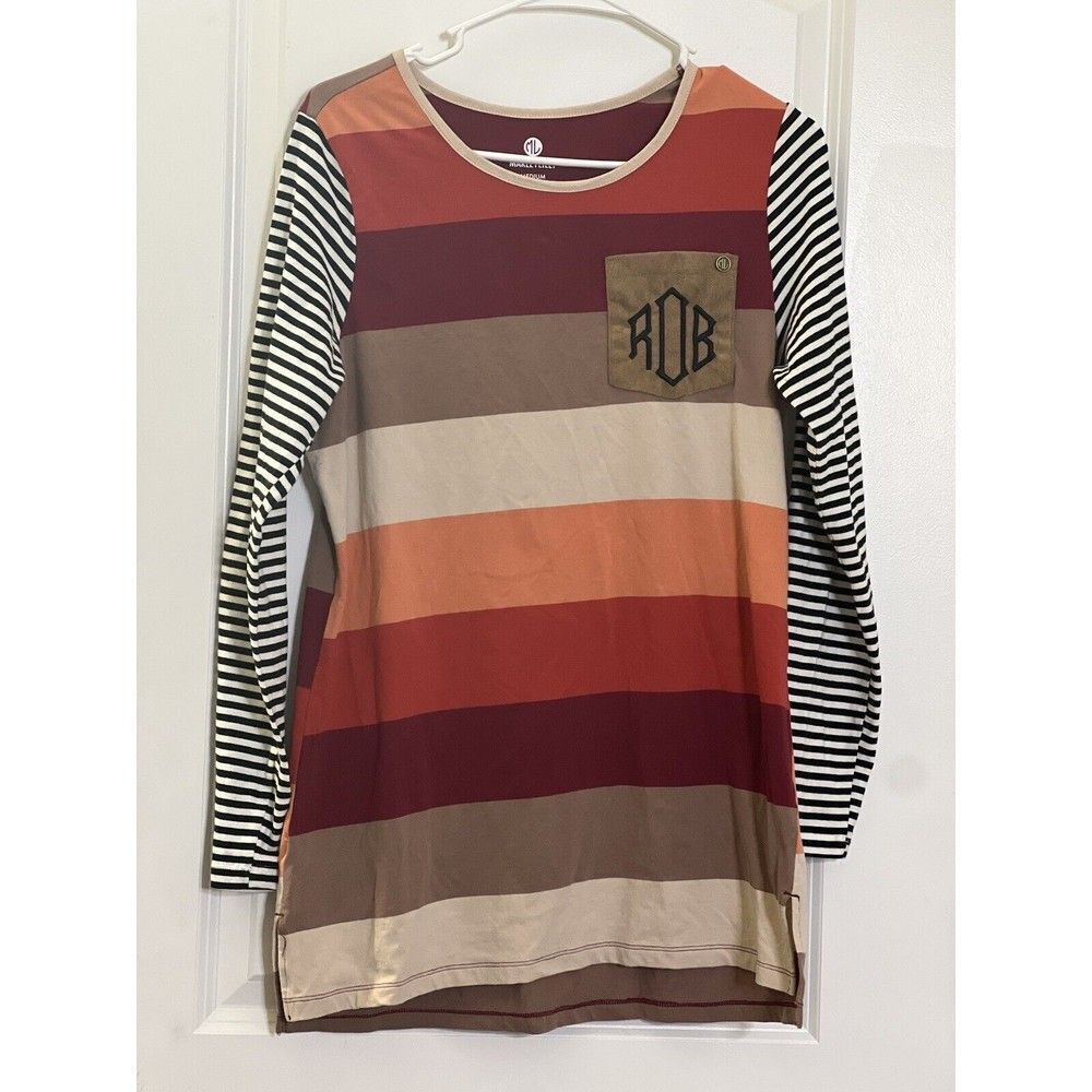 Marley Lilly Shirt Medium M Women's  Oversized Long Sleeve Monogram‎